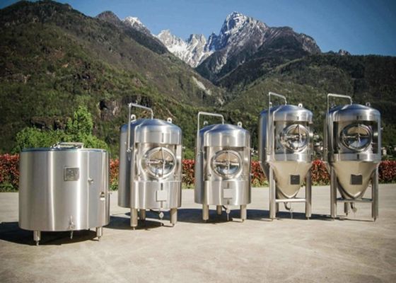 GMP Dược phẩm 5000L Xe tăng có vỏ bọc